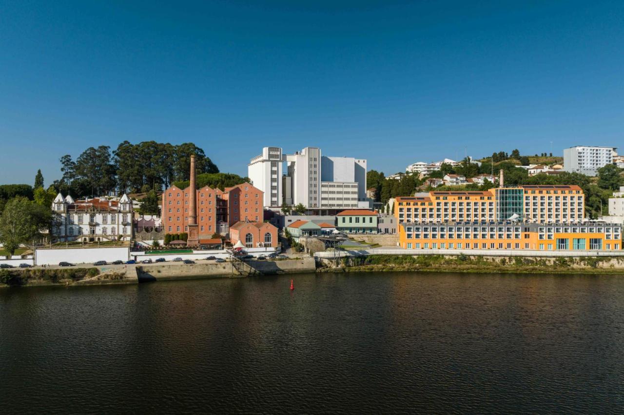Pestana Douro Riverside - Preferred Hotels & Resorts, Lifestyle Valbom  Exterior photo The campus of the University of Vigo, in Pontevedra.