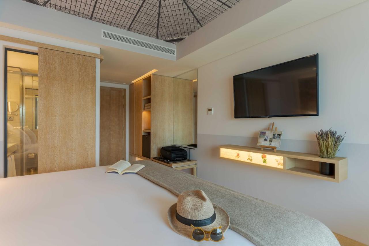 Pestana Douro Riverside - Preferred Hotels & Resorts, Lifestyle Valbom  Exterior photo A room at the hotel